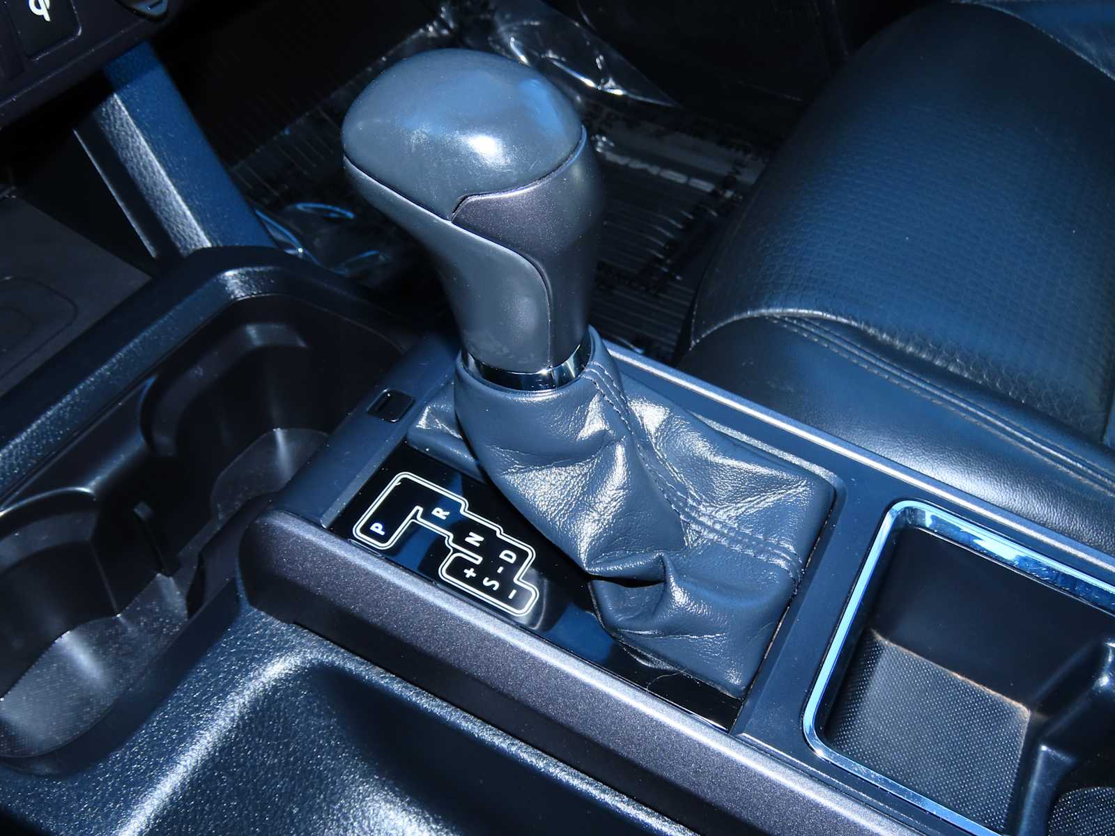 Thumbnail: 2019 Toyota Tacoma - 31