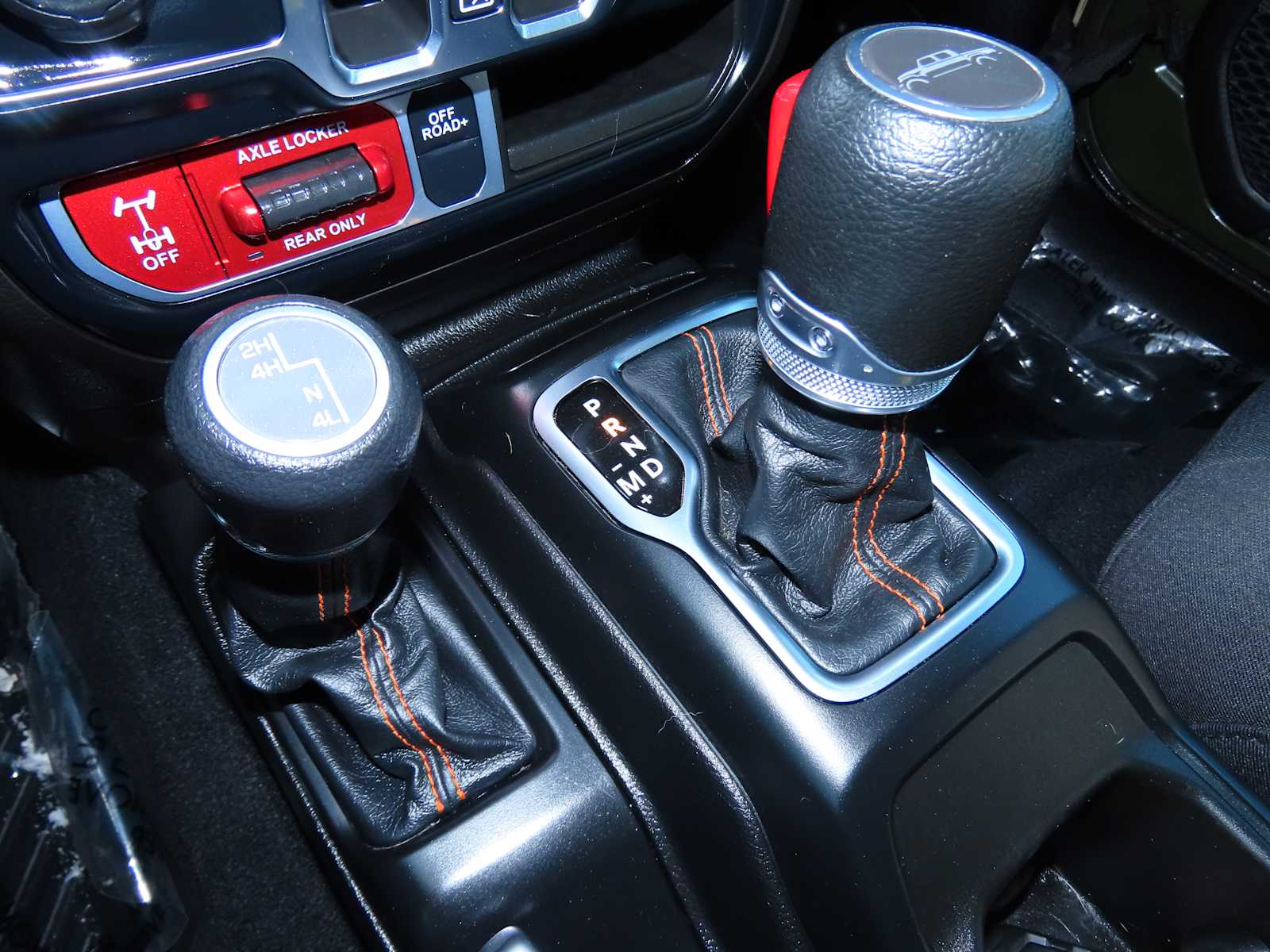 Thumbnail: 2023 Jeep Gladiator - 31