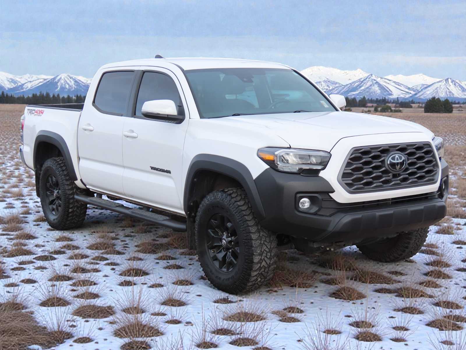 Thumbnail: 2022 Toyota Tacoma - 8