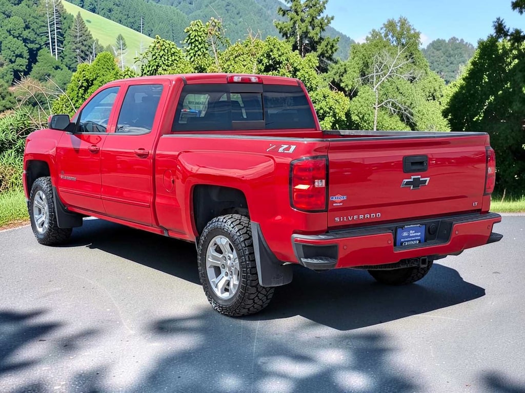 Used 2018 Chevrolet Silverado 1500 LT Truck Crew Cab