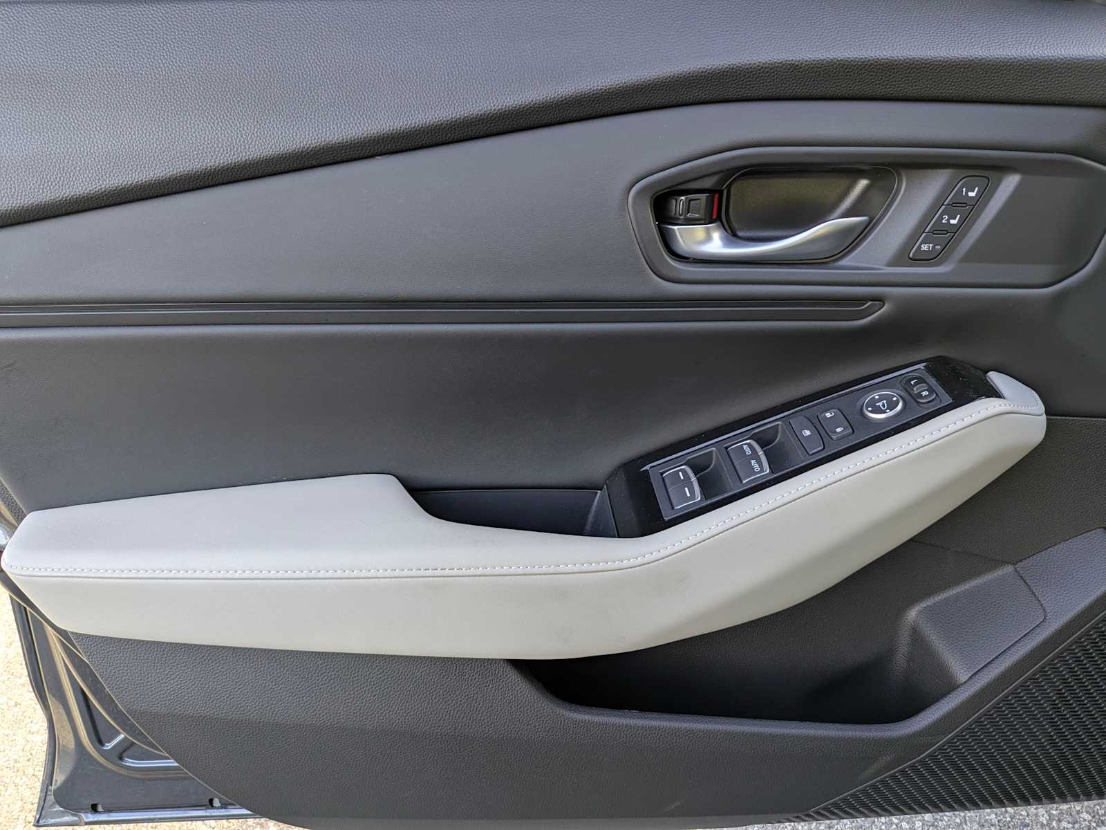 Thumbnail: 2025 Honda Accord - 18