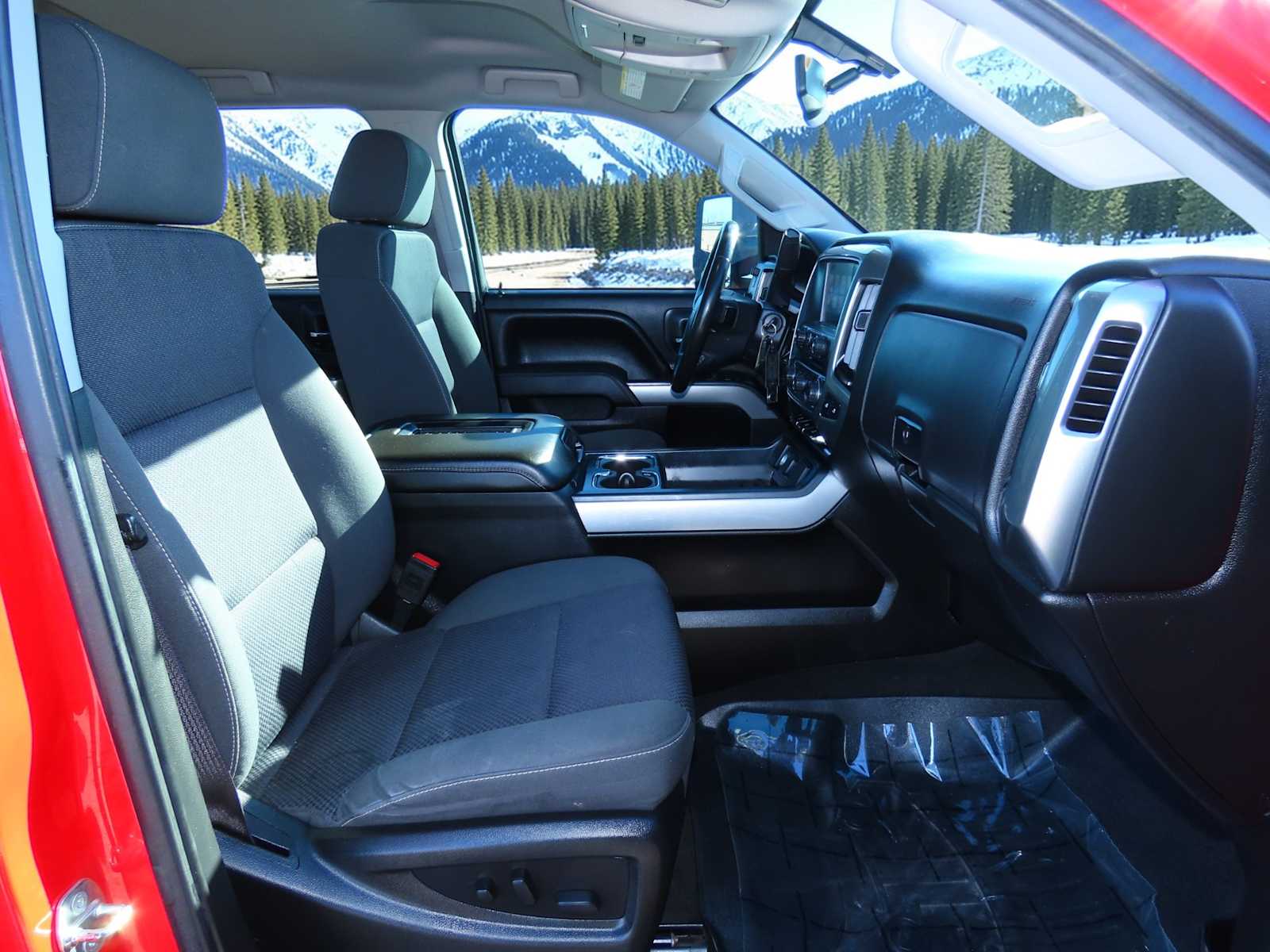 Thumbnail: 2016 Chevrolet Silverado 2500 - 19