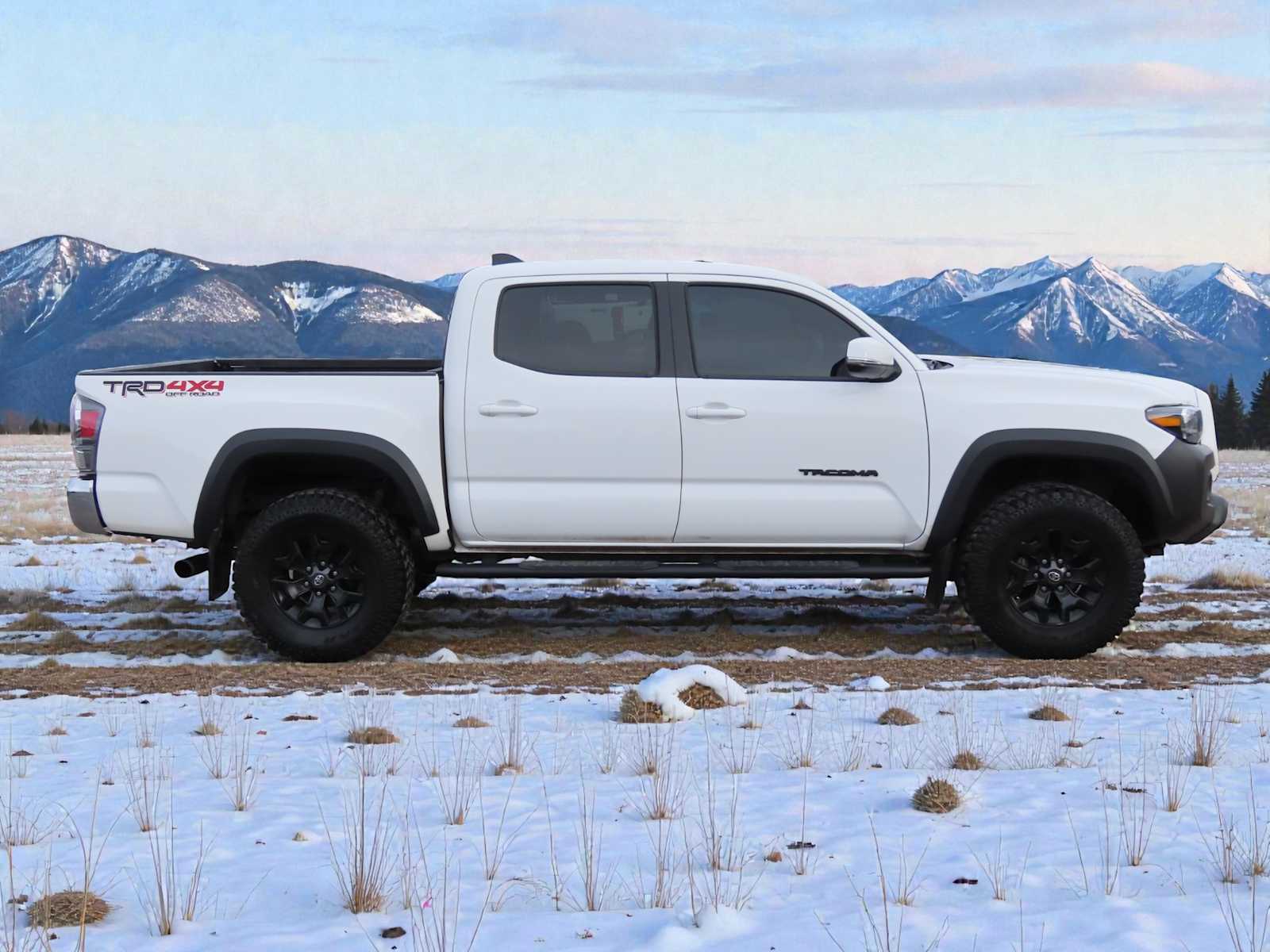 Thumbnail: 2022 Toyota Tacoma - 7