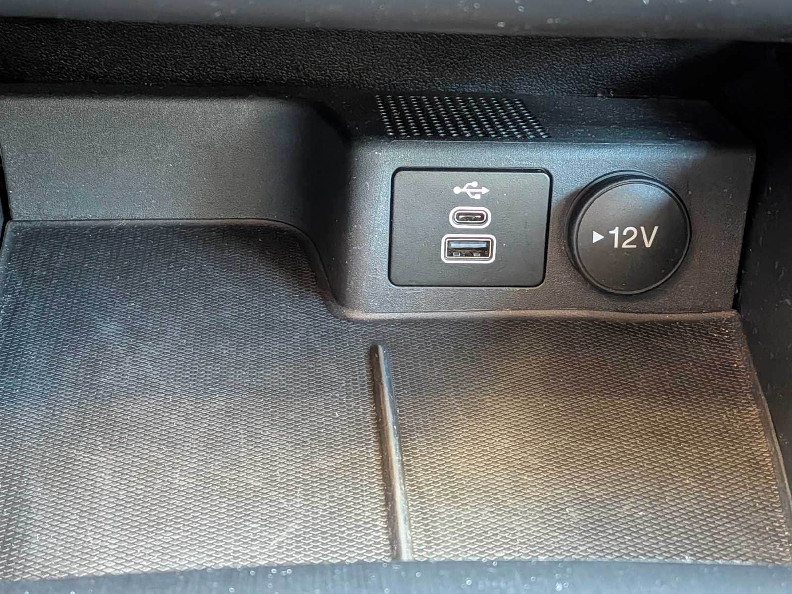 Thumbnail: 2025 Ford Escape - 30