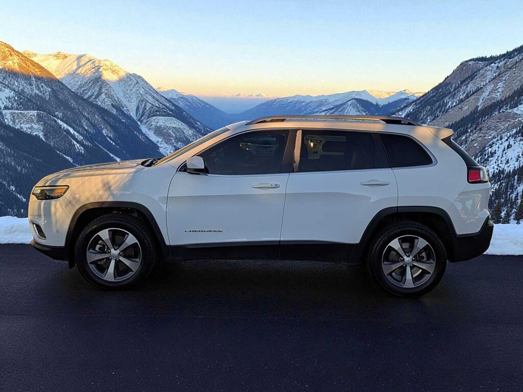 Used 2021 Jeep Cherokee Limited SUV