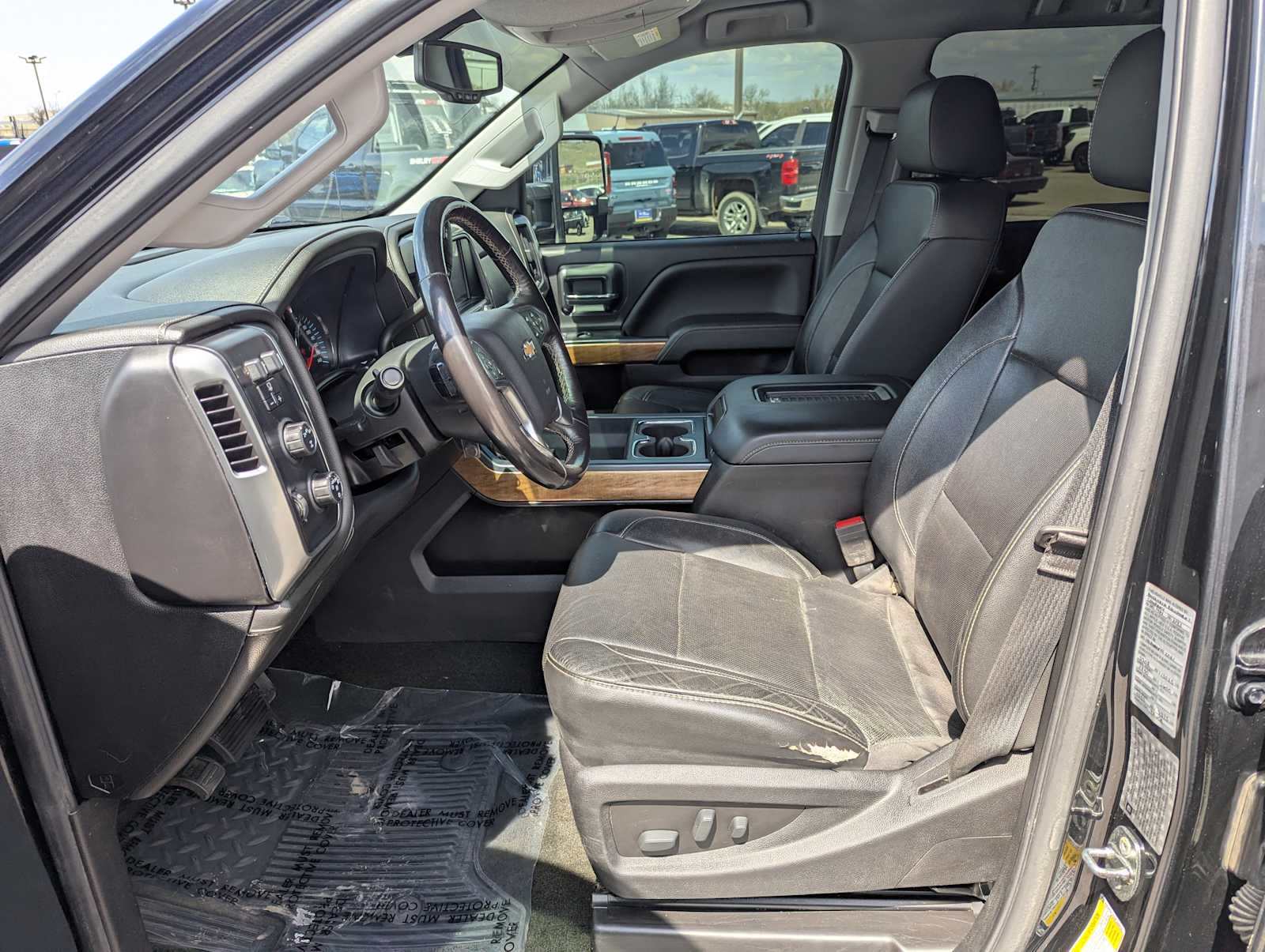 Thumbnail: 2018 Chevrolet Silverado 3500 - 22