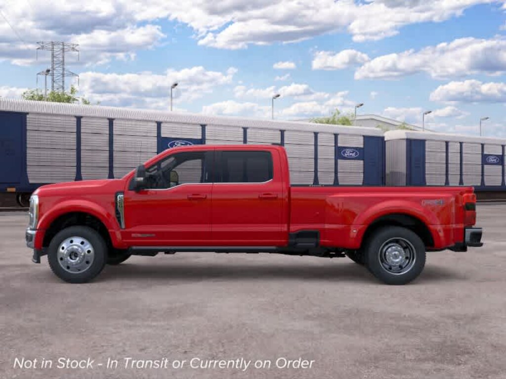 New 2026 Ford F-450 Lariat Truck Crew Cab