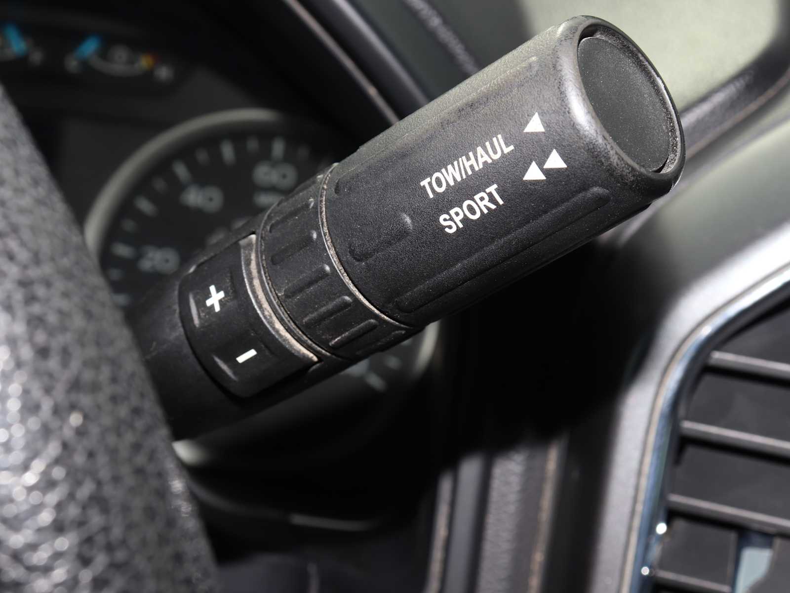 Thumbnail: 2015 Ford F-150 - 30