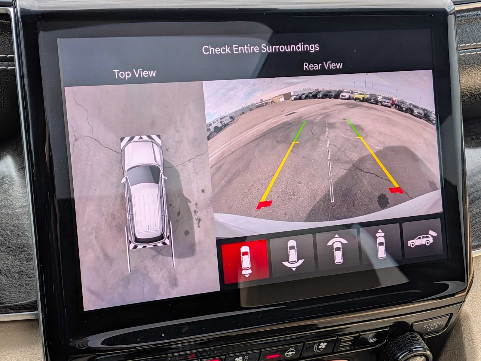 Thumbnail: 2025 Jeep Grand Cherokee - 30