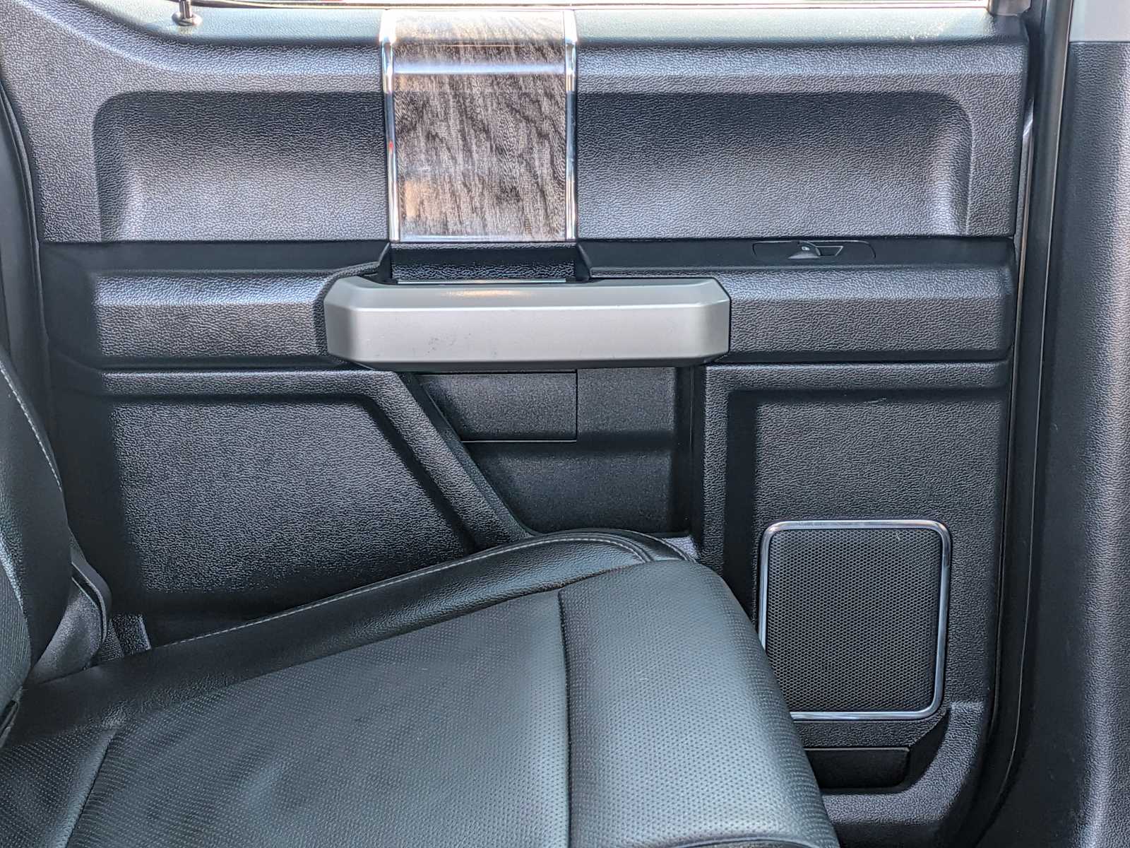 Thumbnail: 2017 Ford Econoline - 26