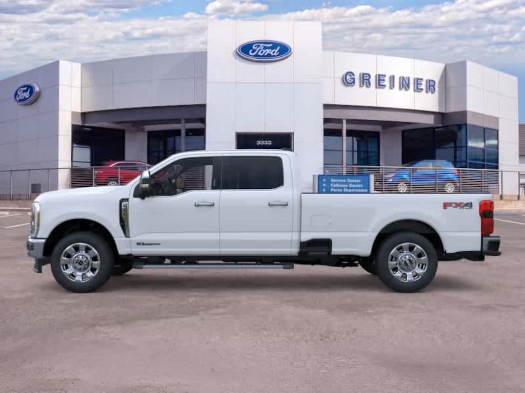 New 2026 Ford F-350 Lariat Truck Crew Cab