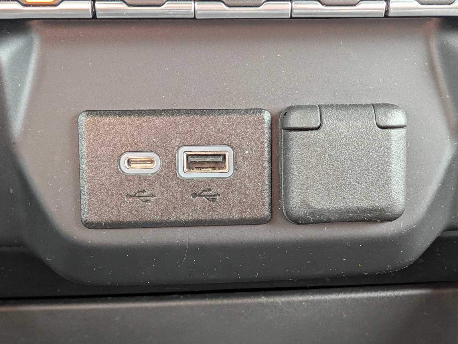 Thumbnail: 2022 GMC Sierra 1500 - 32