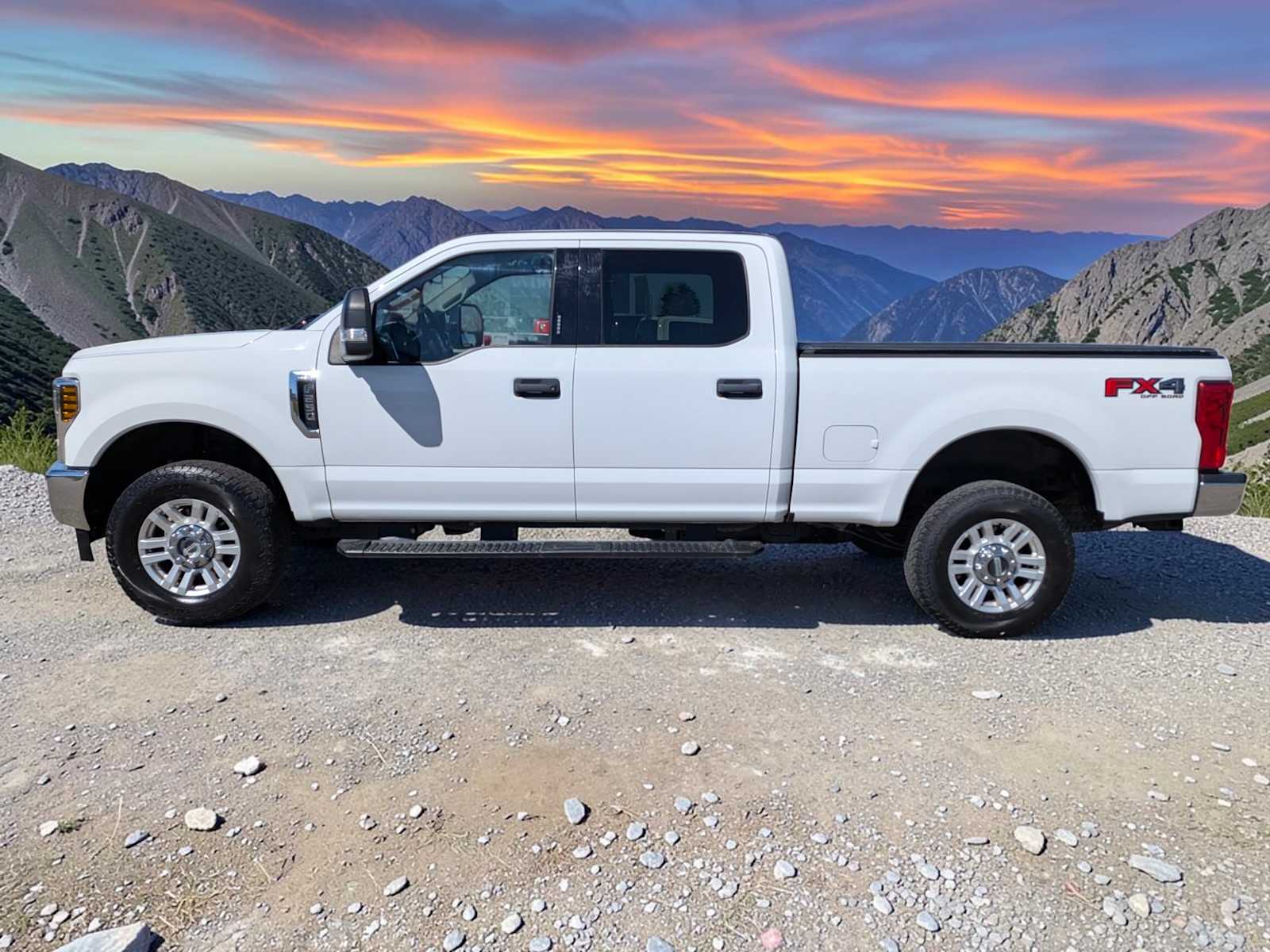 Thumbnail: 2018 Ford Econoline - 3