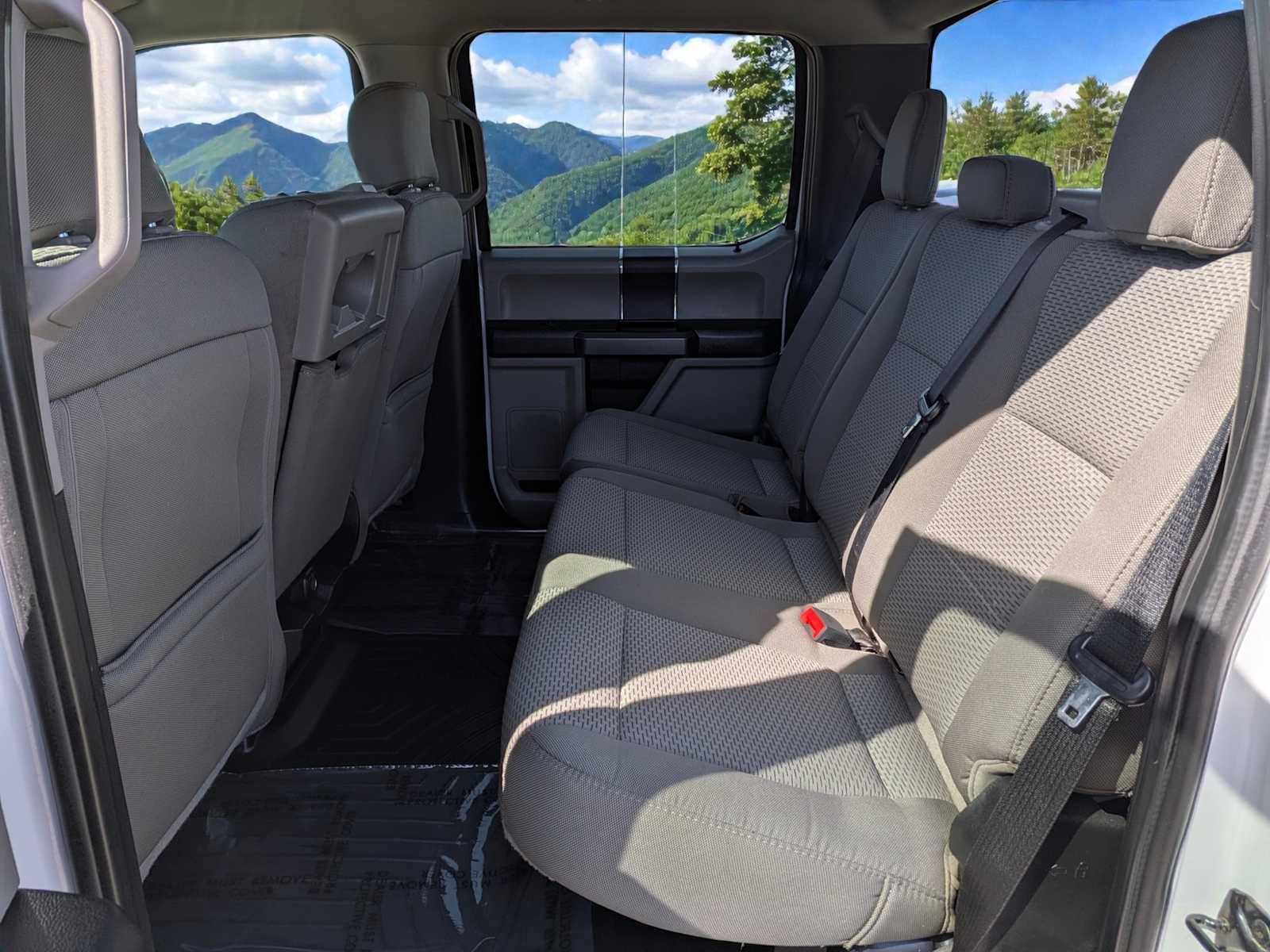 Thumbnail: 2020 Ford Econoline - 18