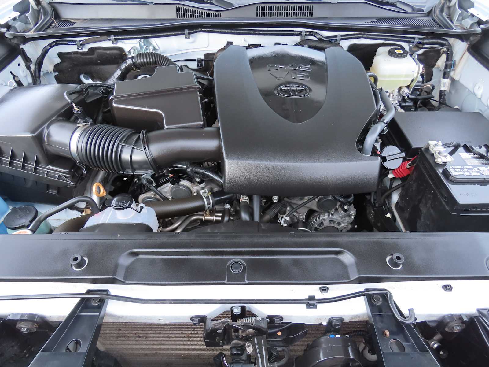 Thumbnail: 2022 Toyota Tacoma - 16