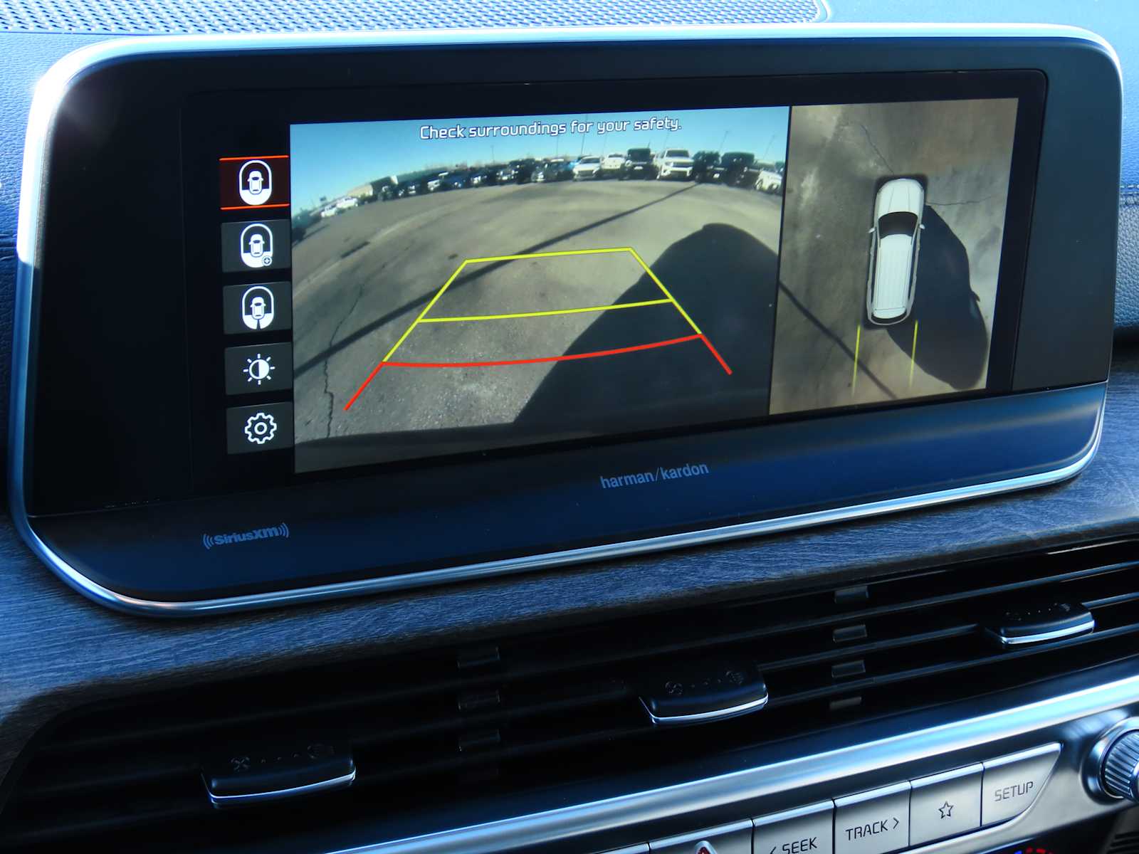 Thumbnail: 2020 Kia Telluride - 31