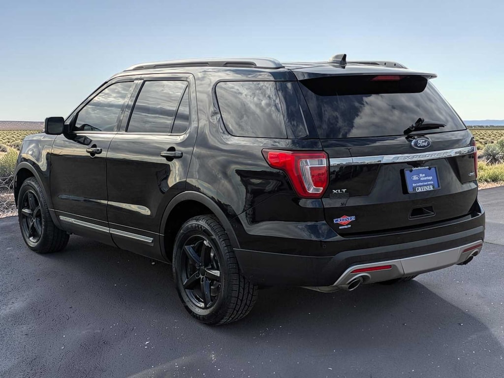 Used 2017 Ford Explorer XLT SUV