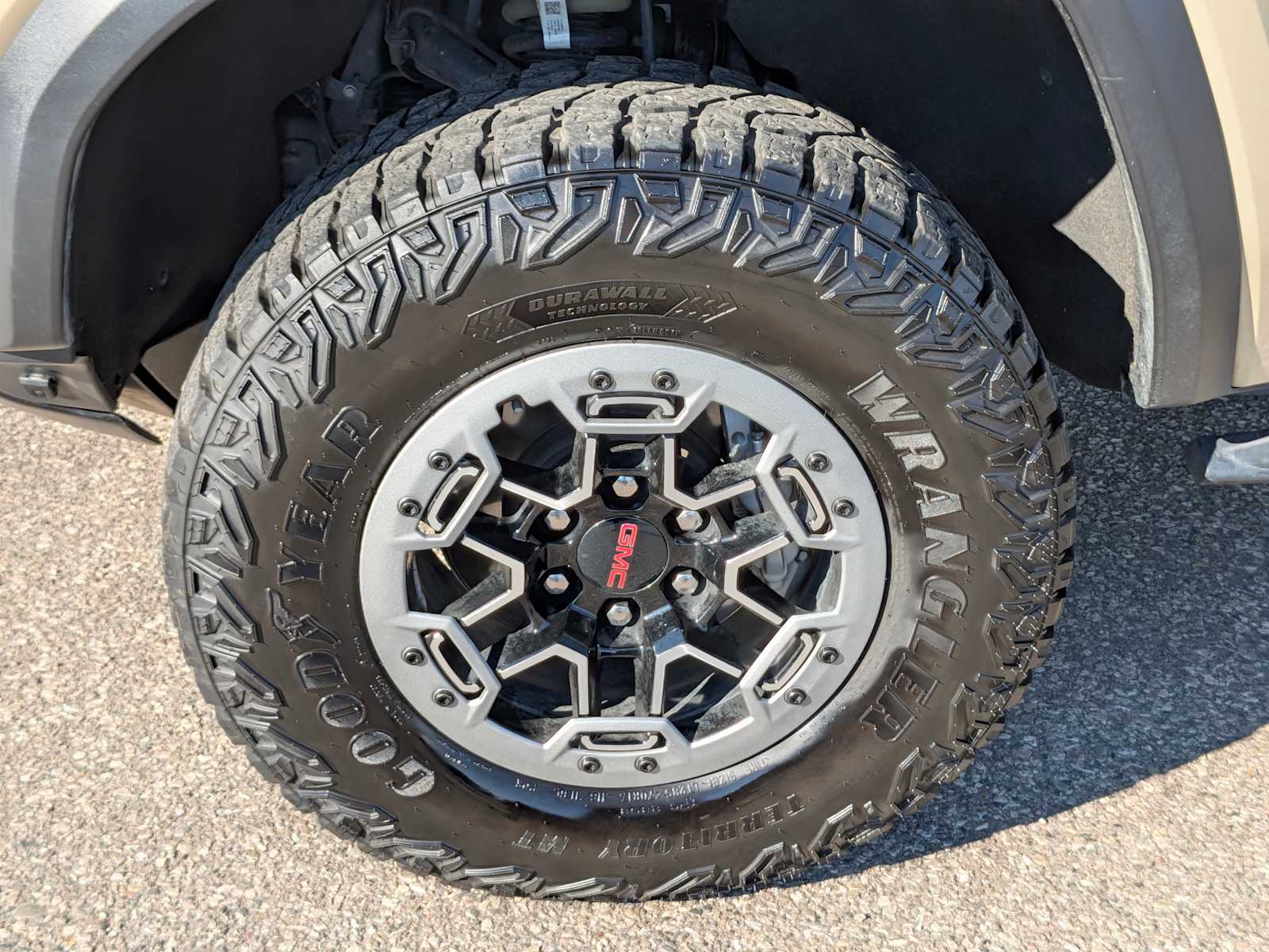 Thumbnail: 2023 GMC Canyon - 17