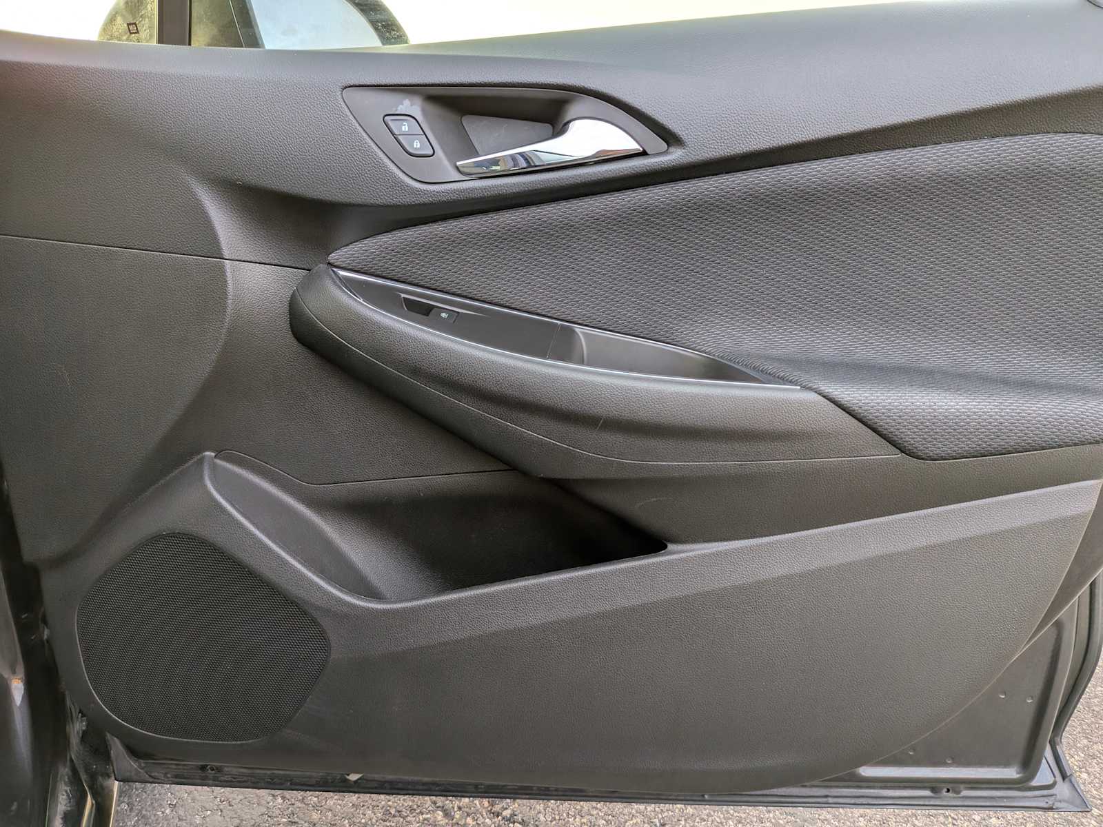 Thumbnail: 2017 Chevrolet Cruze - 26