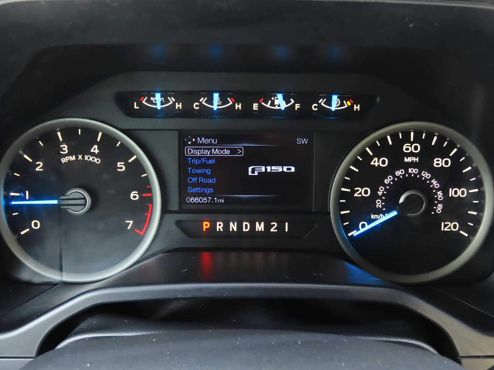 Thumbnail: 2015 Ford F-150 - 32