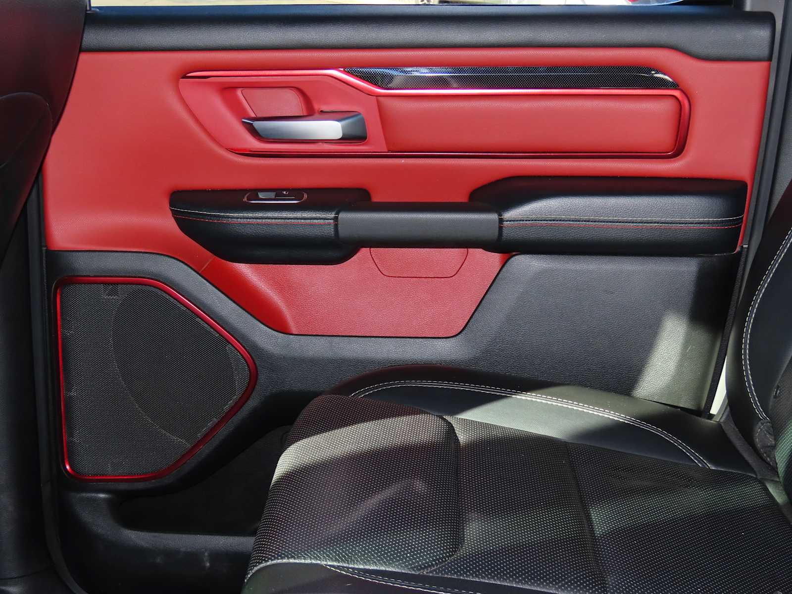 Thumbnail: 2019 RAM 1500 - 19