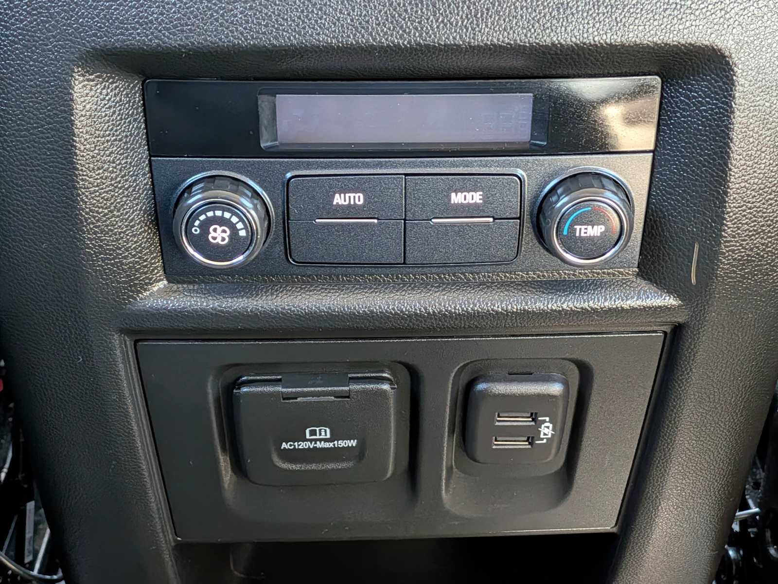 Thumbnail: 2020 Chevrolet Traverse - 25