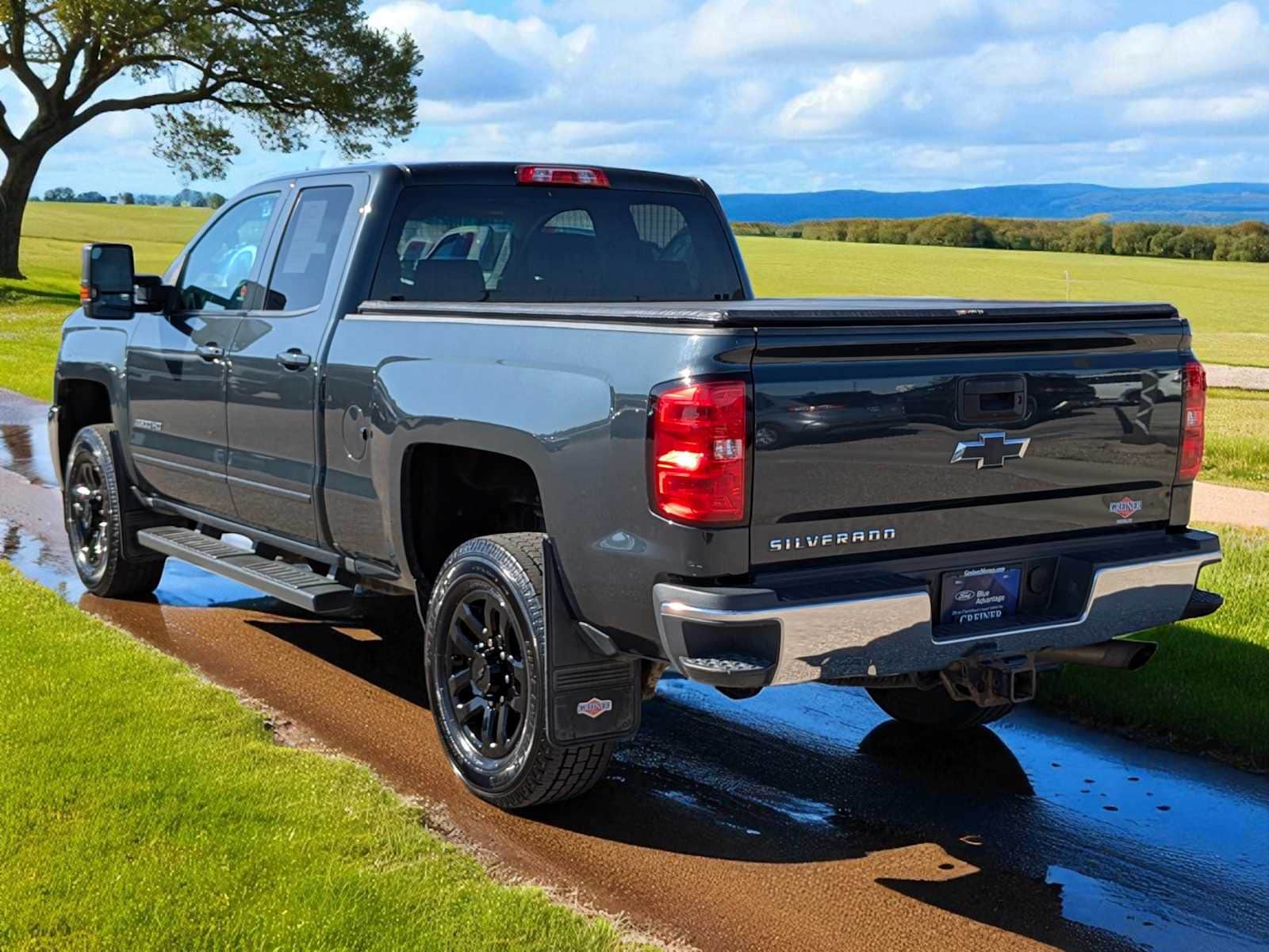 Thumbnail: 2017 Chevrolet Silverado 2500 - 4