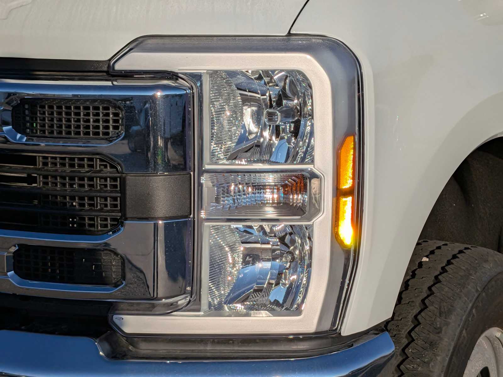 Thumbnail: 2025 Ford F-350 - 9