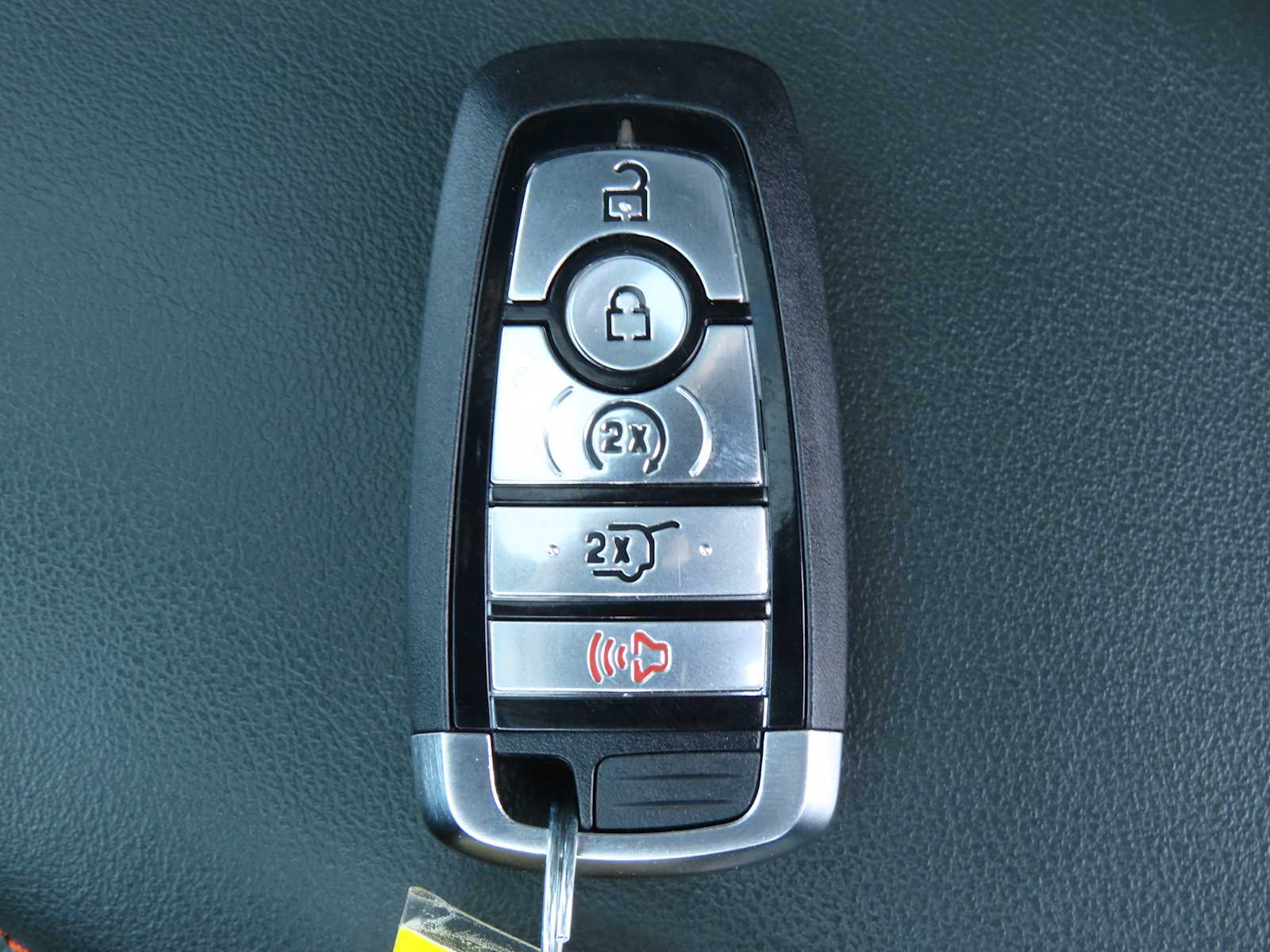 Thumbnail: 2023 Ford Explorer - 37