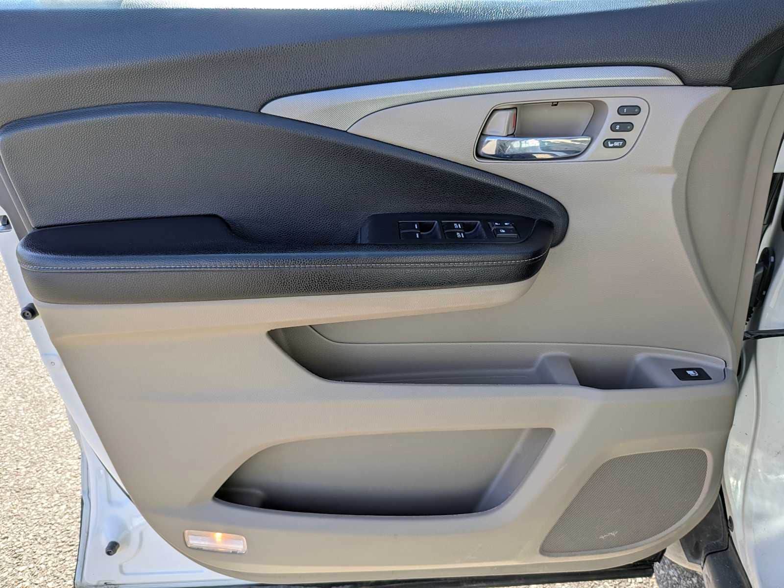 Thumbnail: 2023 Honda Ridgeline - 18