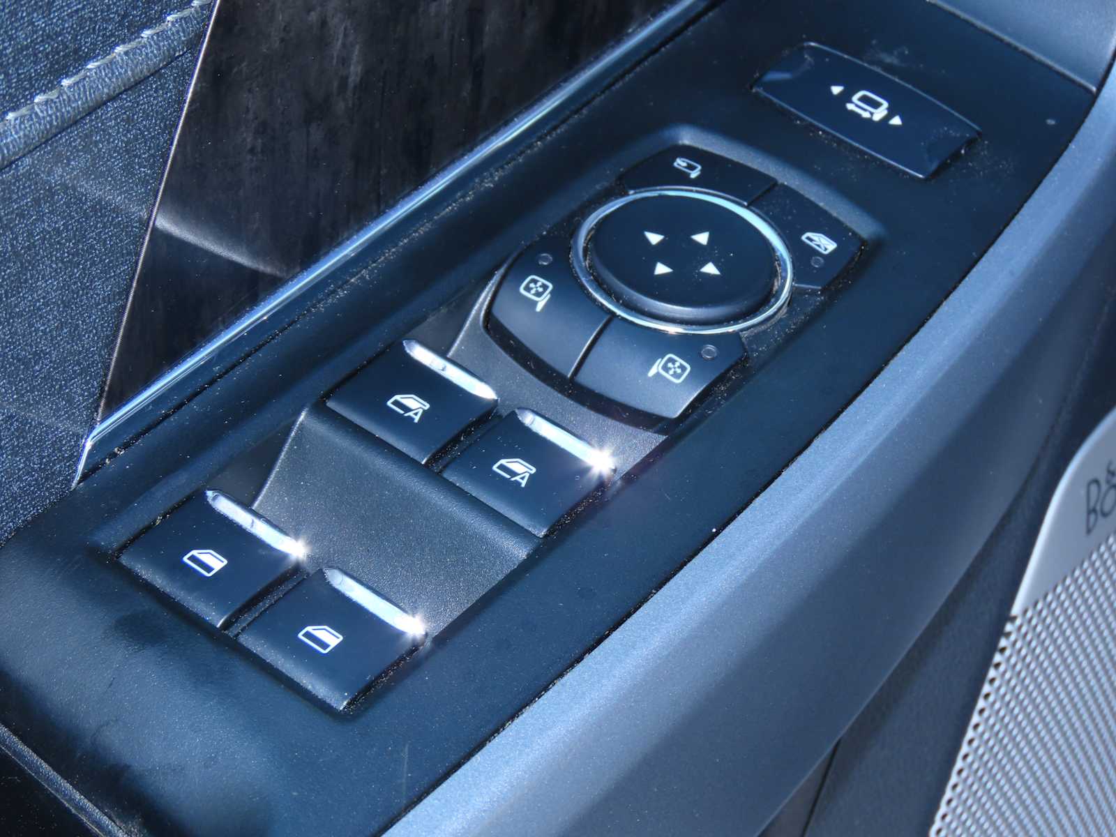 Thumbnail: 2024 Ford Econoline - 19