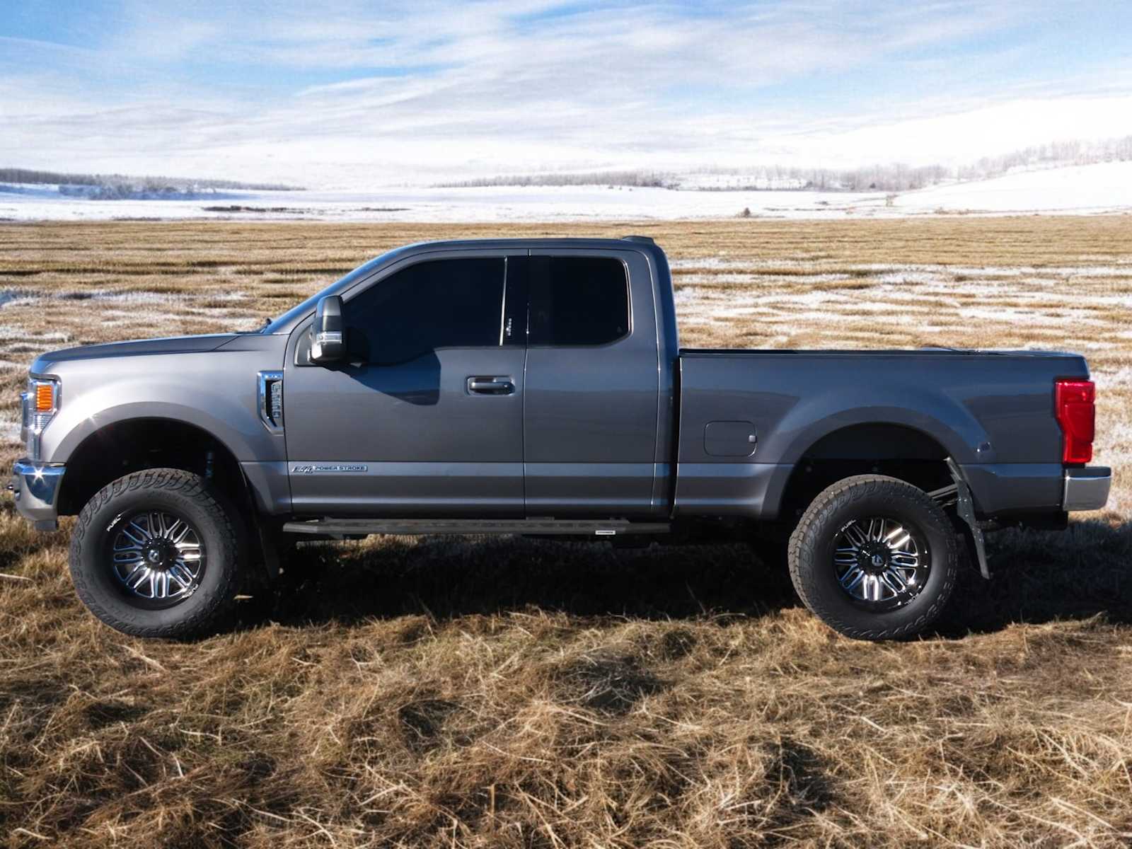 2022 Ford F-250 Lariat photo 3