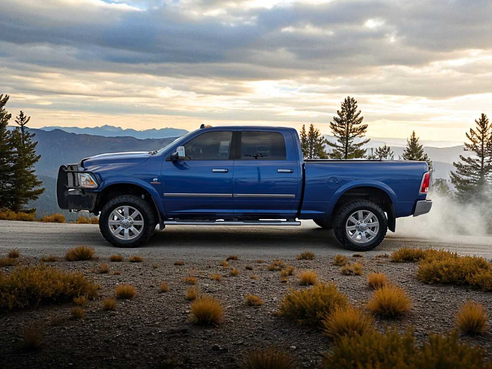 2015 Ram 3500 Laramie photo 3