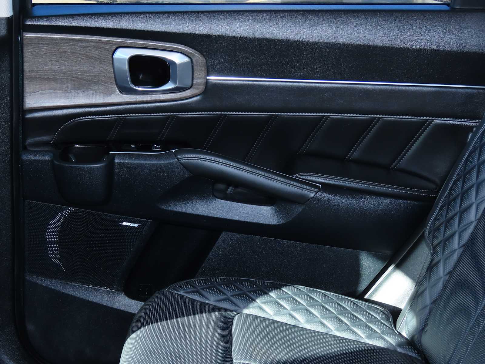 Thumbnail: 2022 Kia Sorento - 19