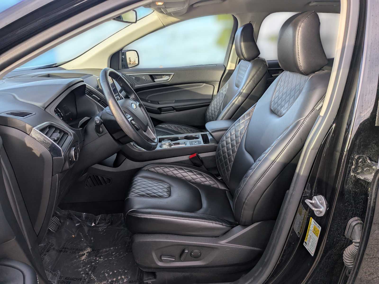 2024 Ford Edge Titanium 17