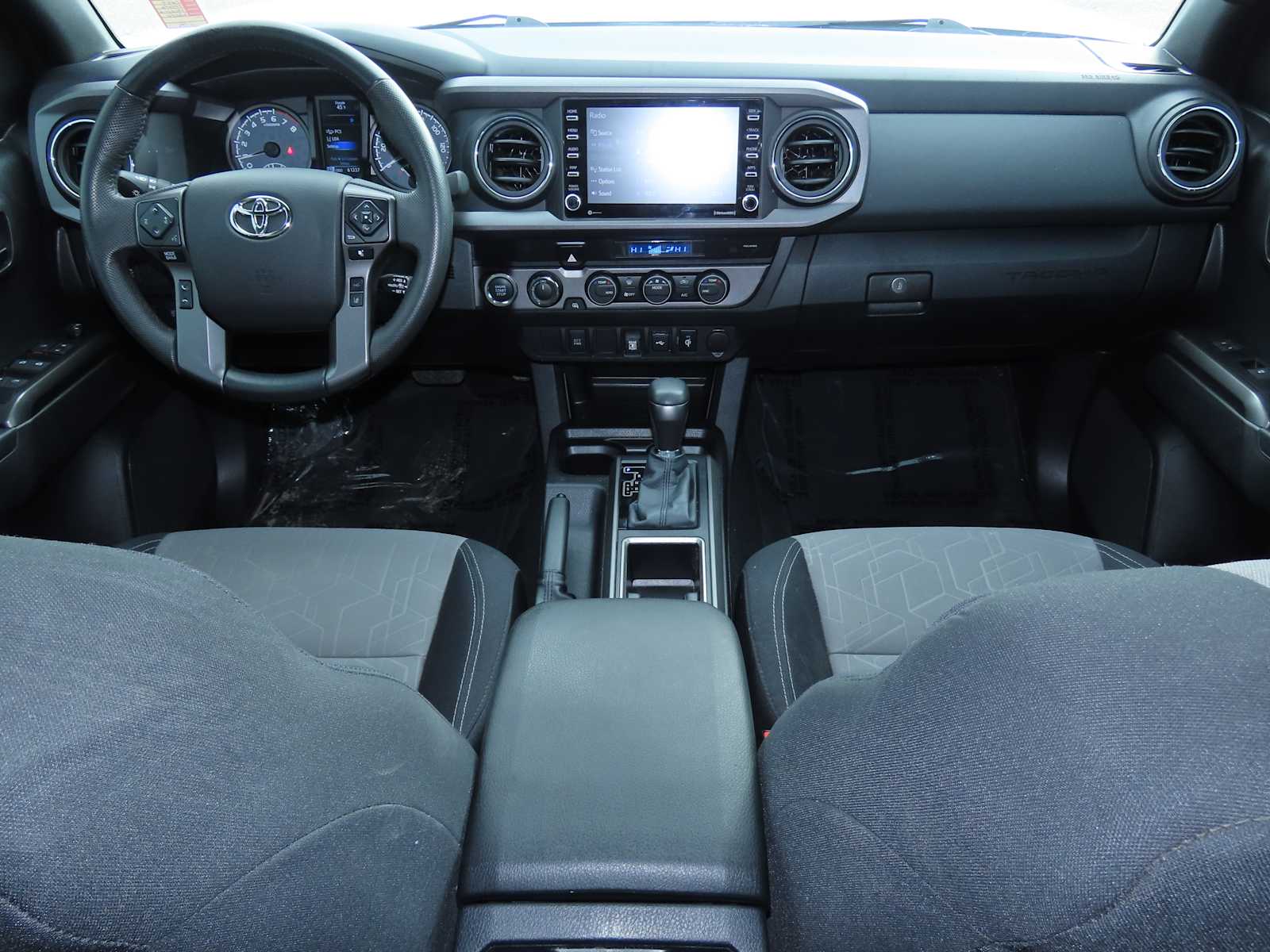 Thumbnail: 2022 Toyota Tacoma - 30