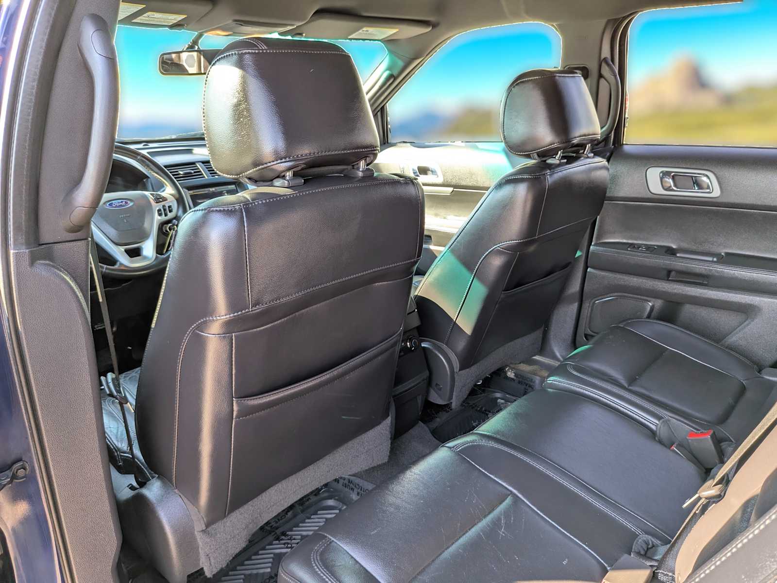 Thumbnail: 2011 Ford Explorer - 22