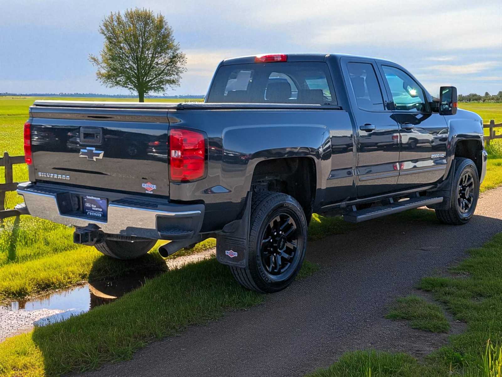 Thumbnail: 2017 Chevrolet Silverado 2500 - 6
