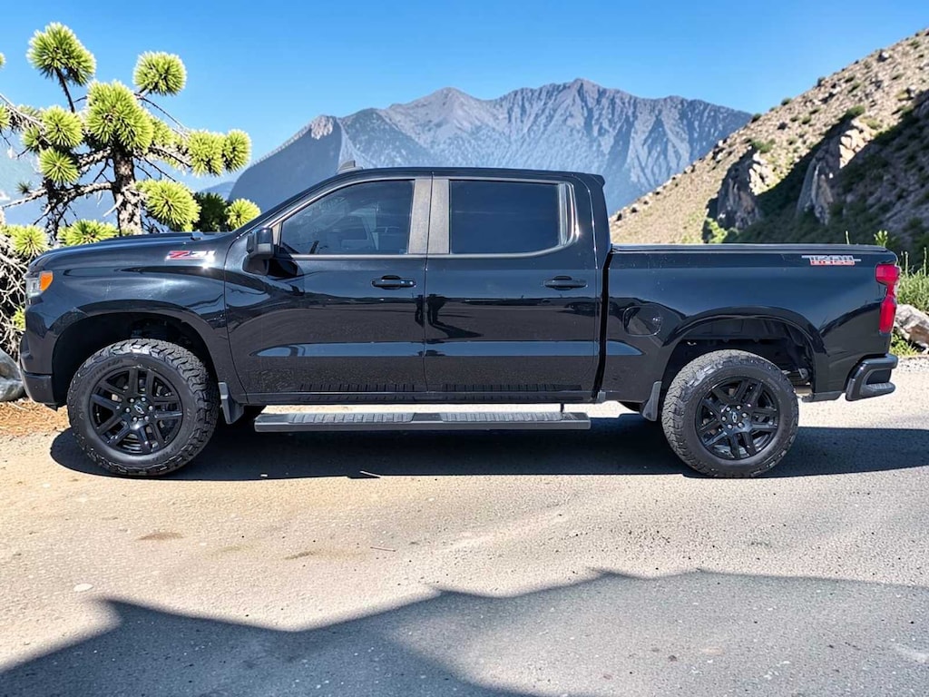 Used 2022 Chevrolet Silverado 1500 LT Trail Boss Truck Crew Cab