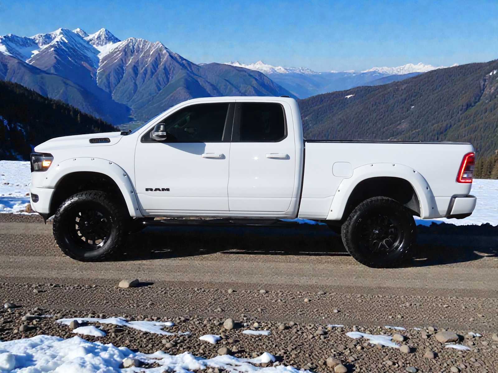 Thumbnail: 2022 RAM 1500 - 3