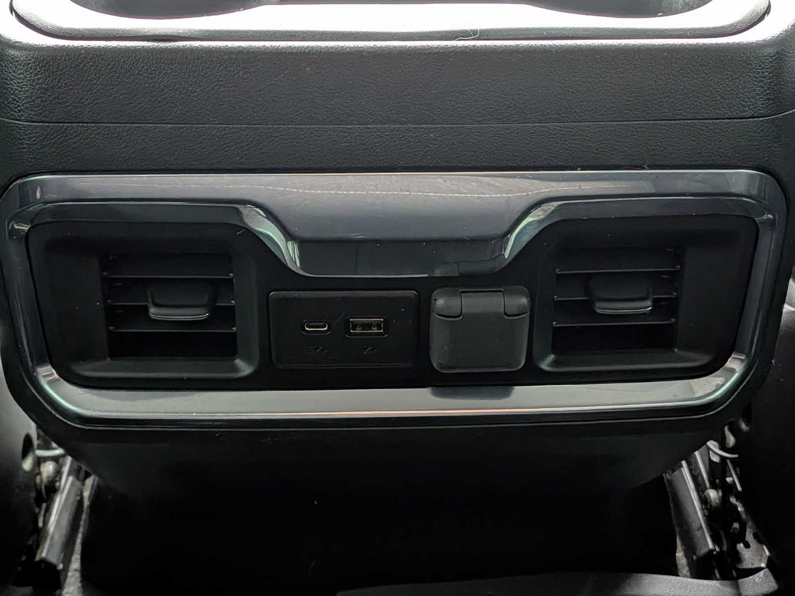 Thumbnail: 2022 GMC Sierra 1500 - 26