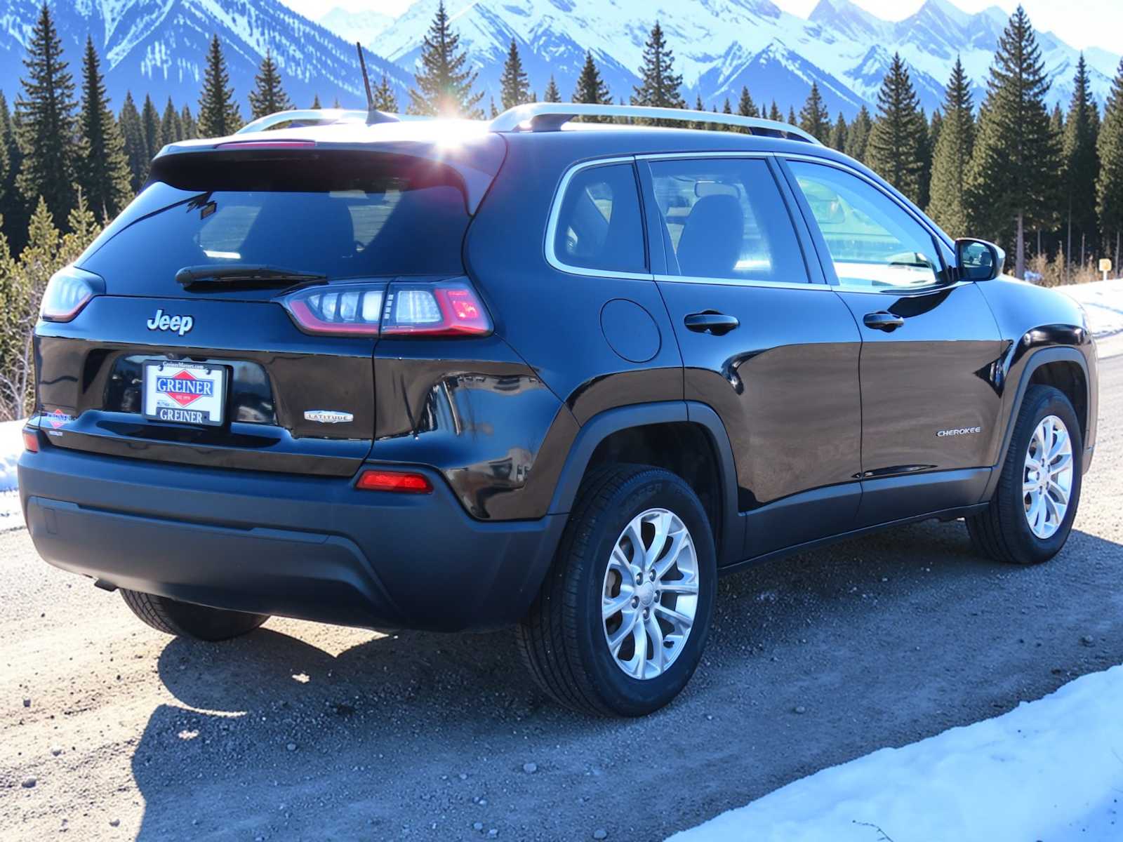Thumbnail: 2019 Jeep Cherokee - 6