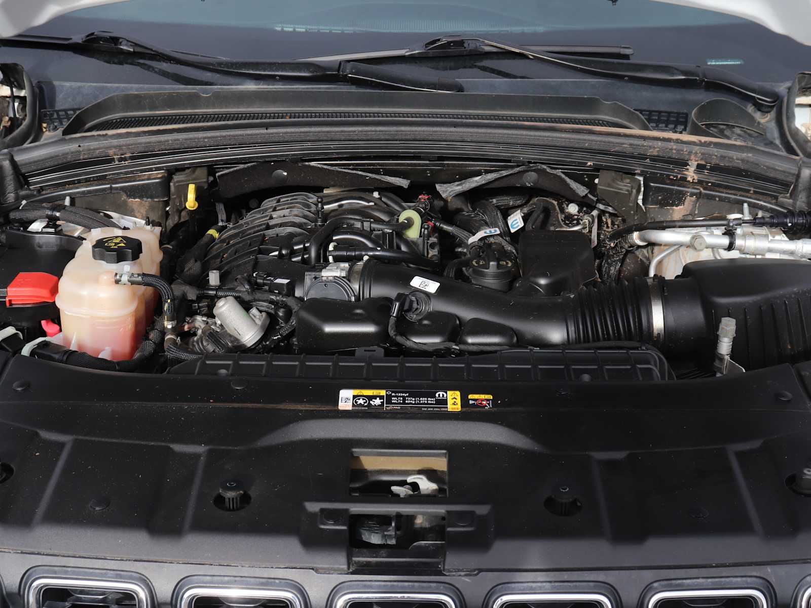 Thumbnail: 2023 Jeep Grand Cherokee L - 16