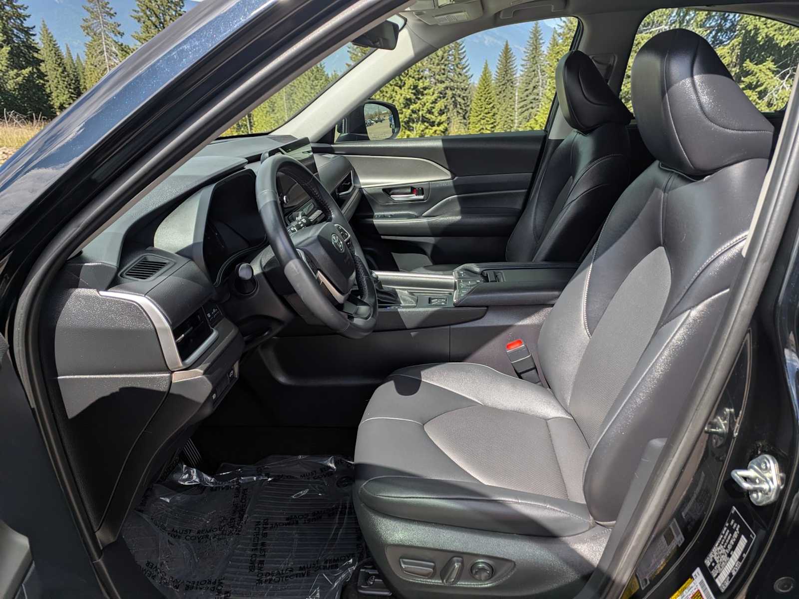 Thumbnail: 2024 Toyota Grand Highlander - 15