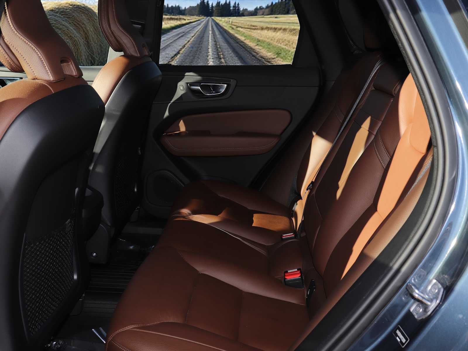 Thumbnail: 2021 Volvo XC60 - 19