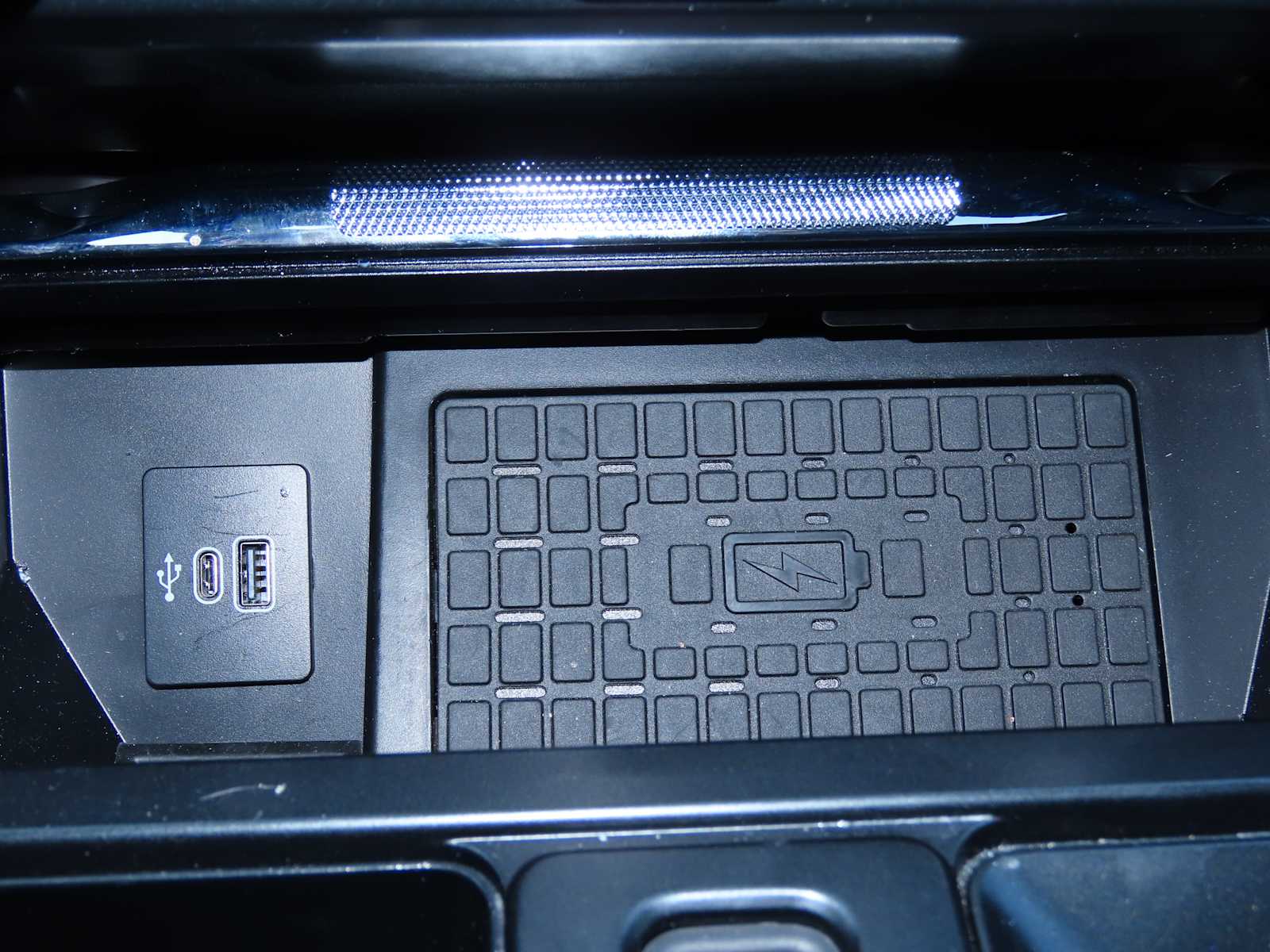 Thumbnail: 2025 Ford F-150 - 33