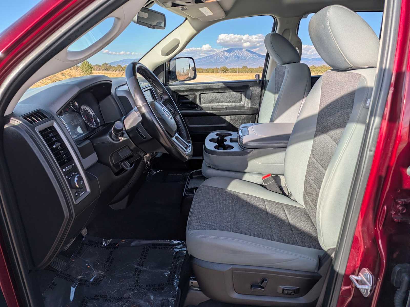 Thumbnail: 2019 RAM 1500 Classic - 16