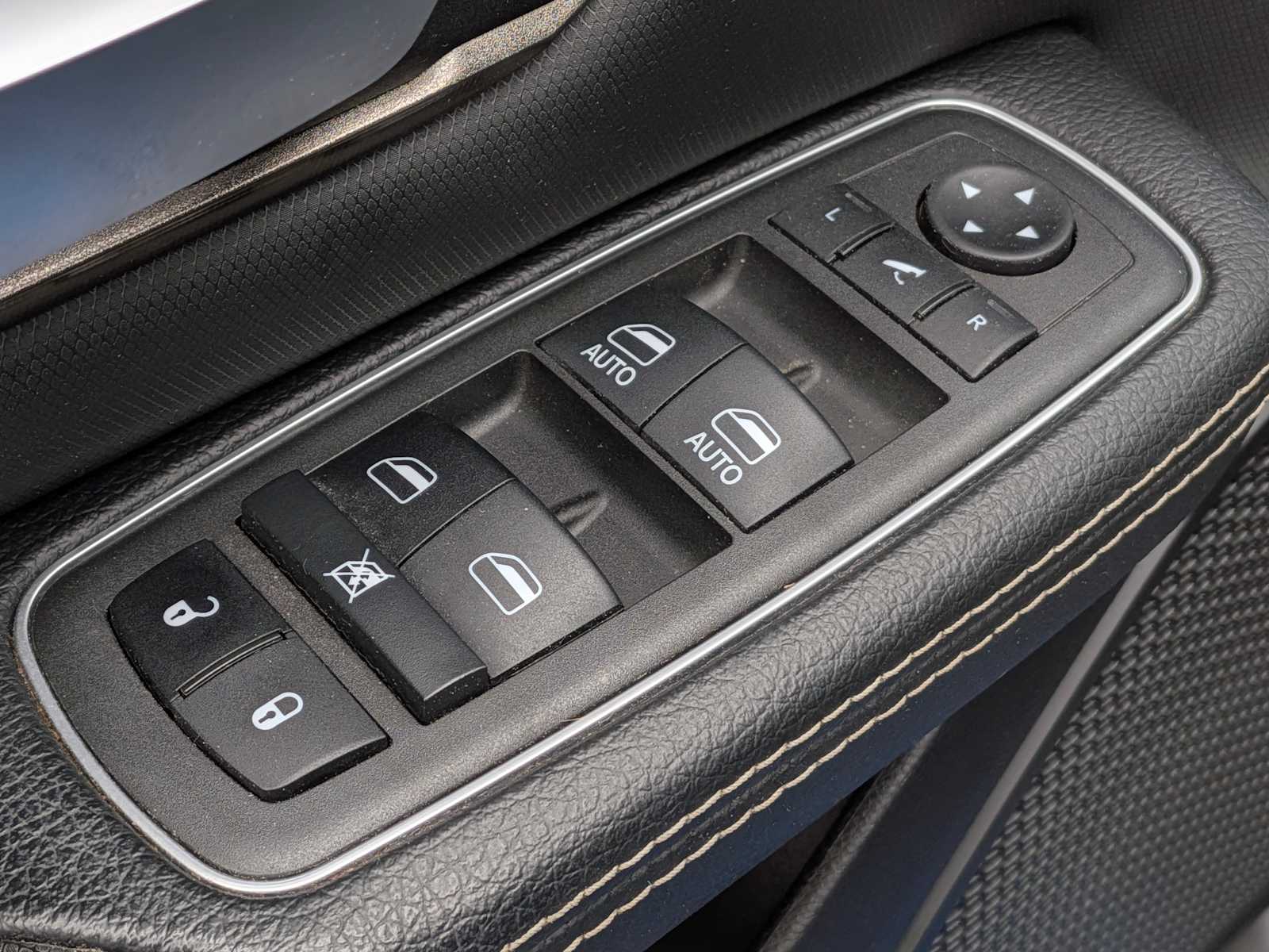 Thumbnail: 2022 RAM 1500 - 17