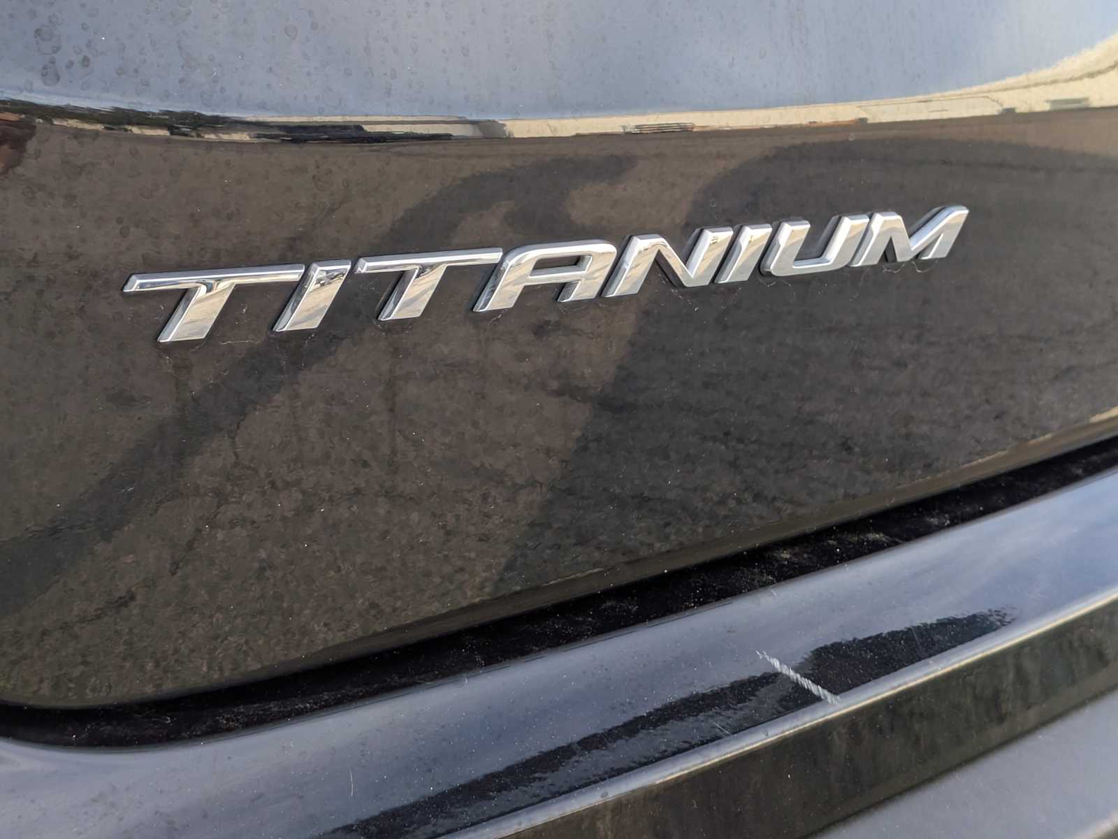 2024 Ford Edge Titanium 13