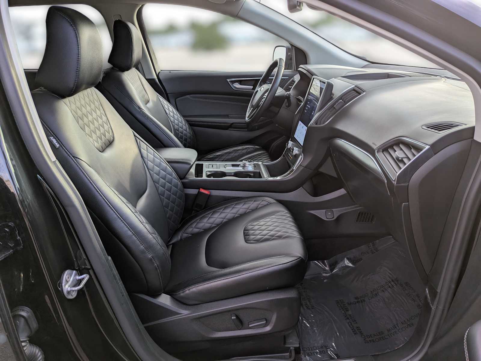 2024 Ford Edge Titanium 24
